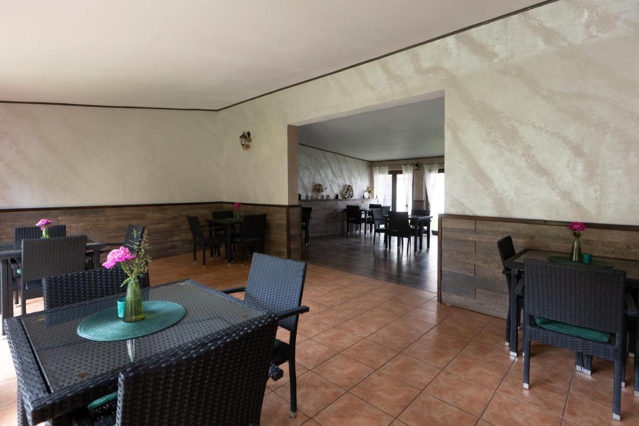ホテル Casa Adalmo シギショアラ エクステリア 写真