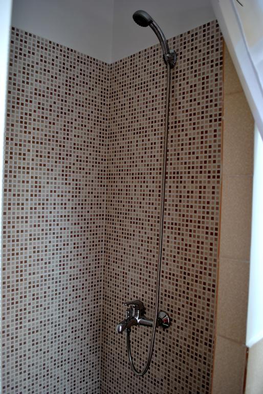ホテル Casa Adalmo シギショアラ 部屋 写真